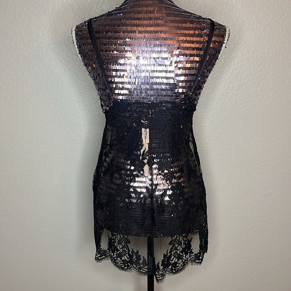 🎉HP🎉 Victoria’s Secret Unlined Stretch Lace Slip (M) - Picture 5 of 9